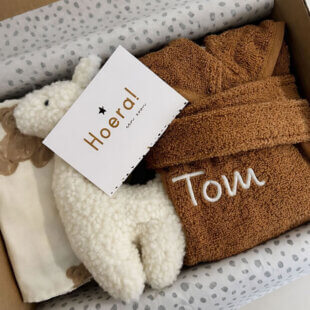 Kraamcadeau met naam Chris