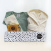 Kraamcadeau Little Photographer met badjasje, romper, houten camera en hydrofiele doek