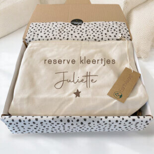 kraamcadeau-samenstellen-reserve-kleertjes-2